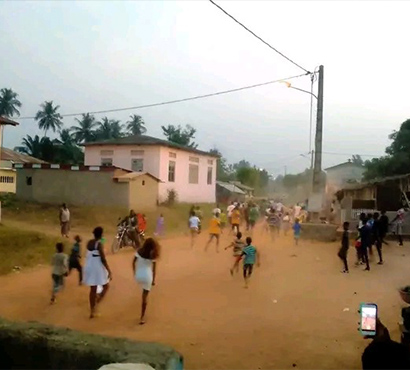 KODIMASSO est un village situé au sud de la COTE D'IVOIRE dans la sous préfecture de N'DOUCI et appartenant au departement de TIASSALE, dans la region de l'Agnéby-Tiassa.